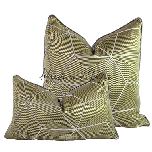 Harlyn Gold Cube Bantal Sofa (Cushion Cover)