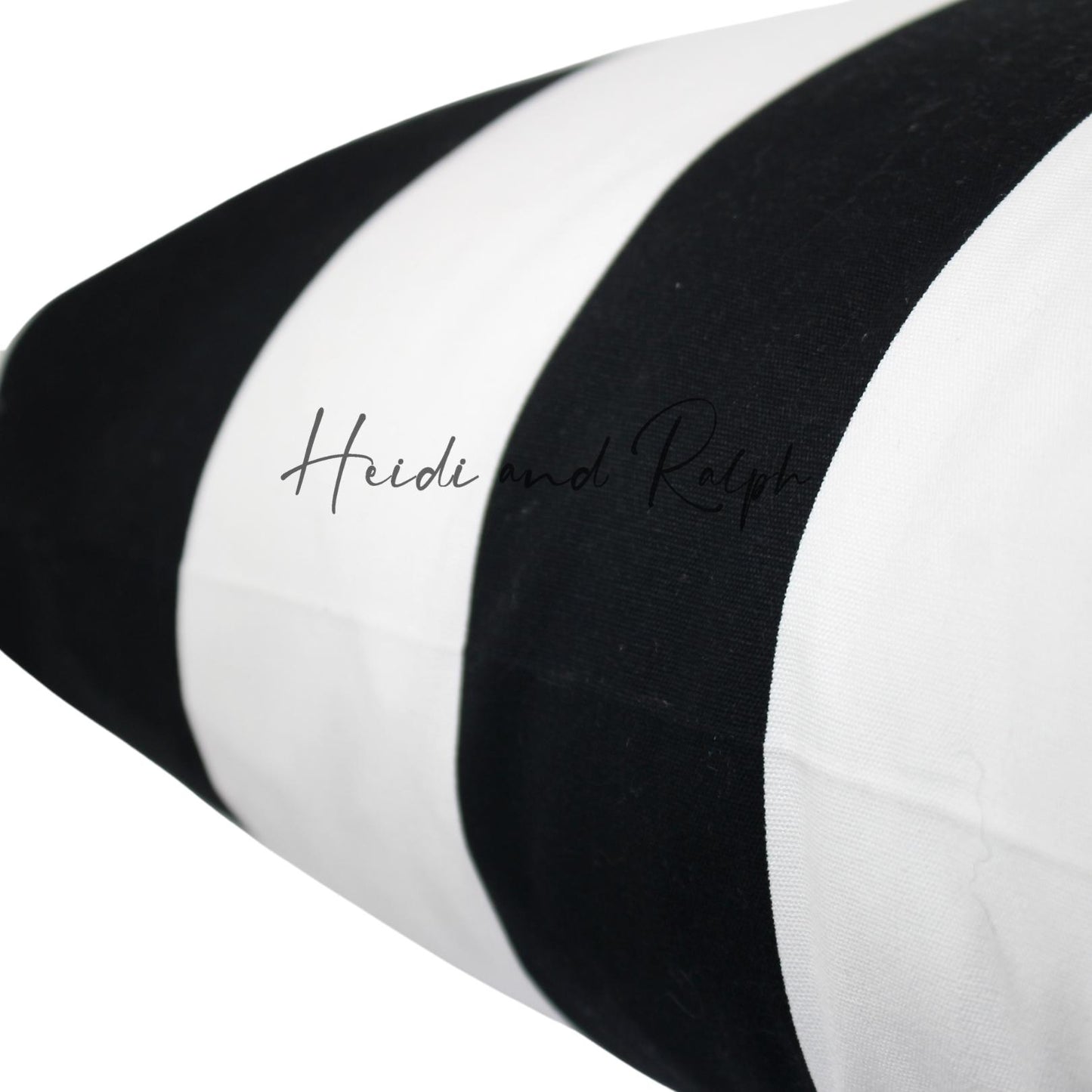 Haviva BW Stripe Bantal Sofa (Cushion Cover)