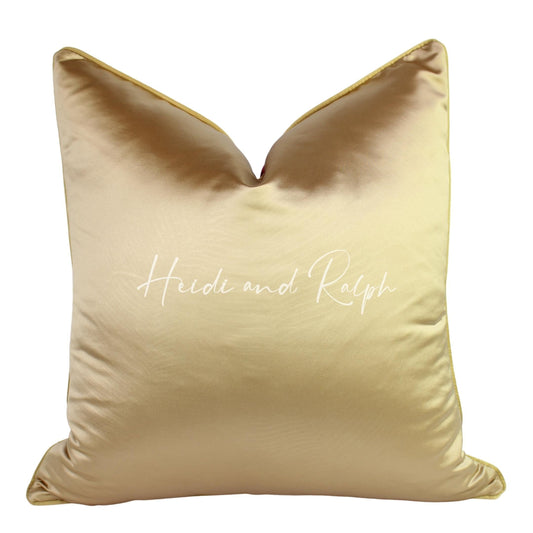 Harlowe Luthea Bantal Sofa Red (Cushion Cover)