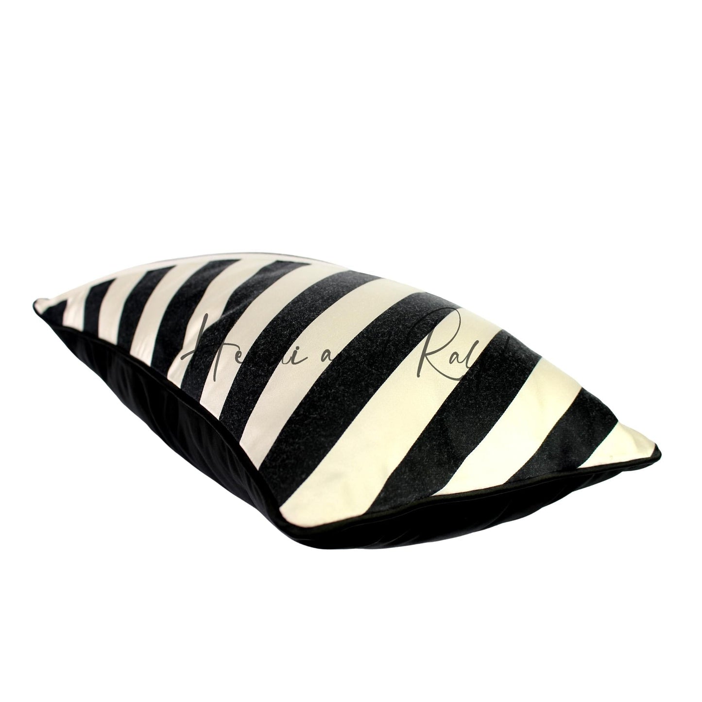 Harper Zebra Bantal Sofa (Cushion Cover)