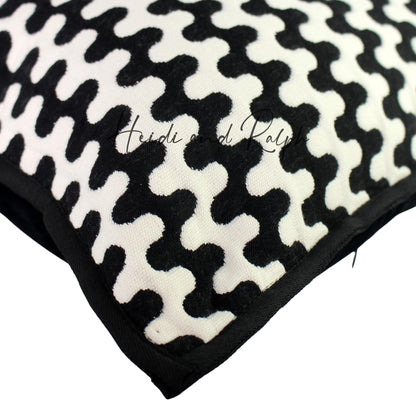 Hartley Wave BW Bantal Sofa (Cushion Cover)