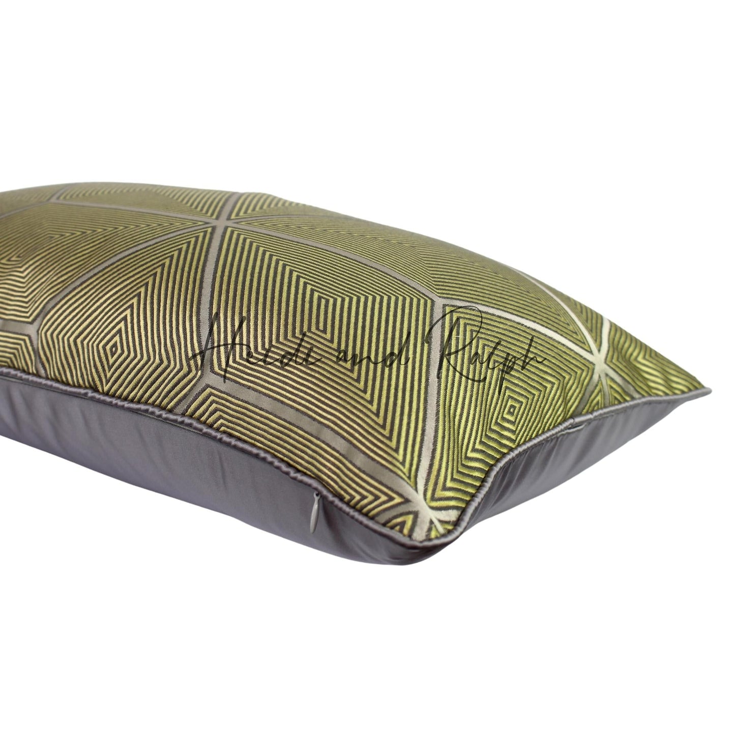 Harlyn Gold Cube Bantal Sofa (Cushion Cover)