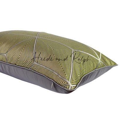 Harlyn Gold Cube Bantal Sofa (Cushion Cover)